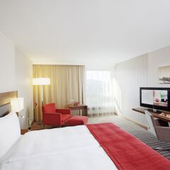 Отель Movenpick Hotel Zuerich-Airport Швейцария, Глаттбруг - 2 отзыва об отеле, цены и фото номеров - забронировать отель Movenpick Hotel Zuerich-Airport онлайн удобства в номере