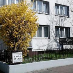 Hotel Corona парковка