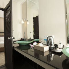 Санаторий The LifeCo Phuket Well-Being Detox Center ванная фото 2