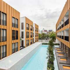 Отель Craftsman Bangkok бассейн