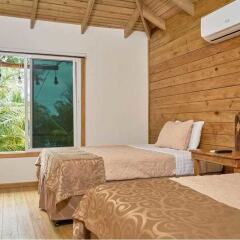 Villa Escondida in Tela, Honduras from 312$, photos, reviews - zenhotels.com guestroom photo 4