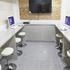 Отель 24 Guesthouse Cheonggyecheon в номере фото 2