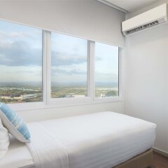 Отель White Sand Beach Residences Pattaya комната для гостей фото 4
