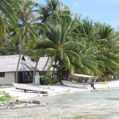 Отель Tikehau Bed and Breakfast пляж