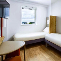 Отель ibis budget Luton Airport комната для гостей фото 3