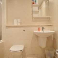 Апартаменты Cosy 1 Bedroom Apartment in Manchester City Centre ванная фото 2