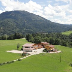 Отель Gut Mitterlehen Эльсбетен приотельная территория