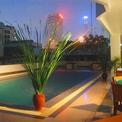 Отель Laurel Suite Бангкок фото 2