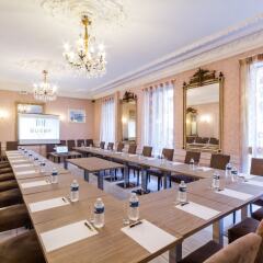 Hotel Busby фото 2