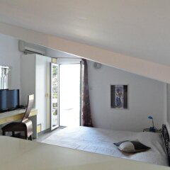 Отель Sun Rose Apartments Черногория, Свети-Стефан - отзывы, цены и фото номеров - забронировать отель Sun Rose Apartments онлайн комната для гостей фото 5