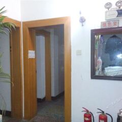 Yiren Hostel интерьер отеля