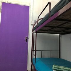 Отель Awys Backpackers парковка