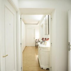 Отель Rooms In Rome интерьер отеля