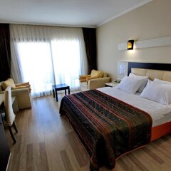 Отель Royal Palace Kusadasi комната для гостей фото 2