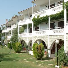Отель Porfi Beach Hotel Греция, Ситония - 1 отзыв об отеле, цены и фото номеров - забронировать отель Porfi Beach Hotel онлайн фото 2