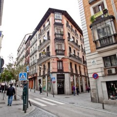 Отель Hostal A Nuestra Senora De La Paloma Мадрид