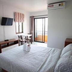 I-Home Residence and Hotel сейф в номере