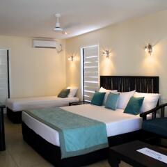 Отель Treasure Island Resort комната для гостей
