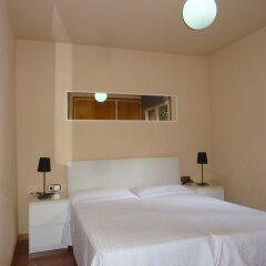 Отель Apartamentos Ganduxer комната для гостей фото 7