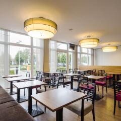 Отель Holiday Inn Express Munich Airport питание фото 3