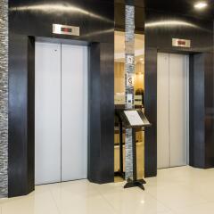 Отель Adelphi Suites Bangkok гостиничный бар