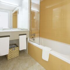 Azuline Hotel Bergantin ванная