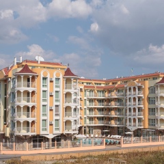 Отель Silver Springs Солнечный берег вид на фасад
