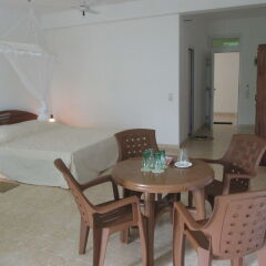 Raja Beach Hotel комната для гостей