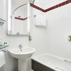 Отель Jurys Inn Liverpool ванная фото 2