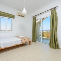 Отель Chronos Villa Кипр, Протарас - отзывы, цены и фото номеров - забронировать отель Chronos Villa онлайн комната для гостей