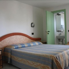 Hotel Nobel Римини комната для гостей
