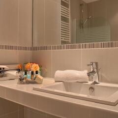 Отель Hôtel Champs Elysees Friedland ванная