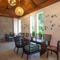 Отель The Viridian Resort питание
