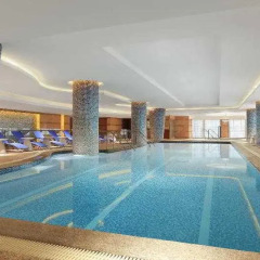 Отель Gairloch Highland Lodge бассейн