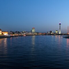 Отель Holiday Inn Express Dusseldorf - City Германия, Дюссельдорф - 2 отзыва об отеле, цены и фото номеров - забронировать отель Holiday Inn Express Dusseldorf - City онлайн пляж