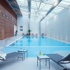 Starling Hotel Geneva бассейн