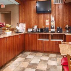 Отель Best Western Dunkirk & Fredonia Inn США, Дюнкерк - отзывы, цены и фото номеров - забронировать отель Best Western Dunkirk & Fredonia Inn онлайн питание