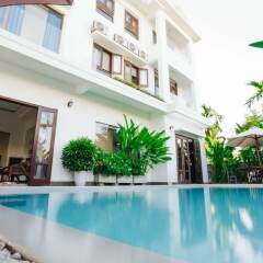 Отель Hoi An Lotus Aroma Villa бассейн фото 2