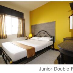 Отель Rambuttri Village Inn & Plaza 3* Стандартный номер с различными типами кроватей фото 2