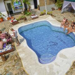 Viajero Cali Hostel & Salsa School бассейн