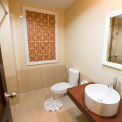Отель Krabi Front Bay Resort ванная фото 2