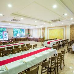 Red Coral Ha Long Hotel