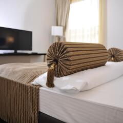 Hotel Vier Jahreszeiten Berlin City 4* Улучшенный номер с различными типами кроватей фото 3