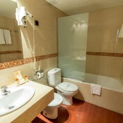 Отель Sunotel Junior Барселона ванная