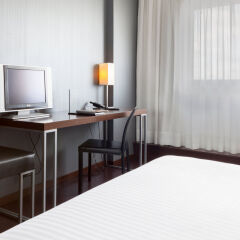 AC Hotel Porto by Marriott удобства в номере