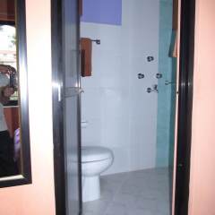 Отель Ranss Apartment Непал, Покхара - отзывы, цены и фото номеров - забронировать отель Ranss Apartment онлайн ванная