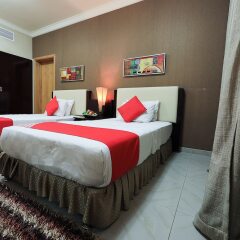 Crystal Plaza Hotel сейф в номере
