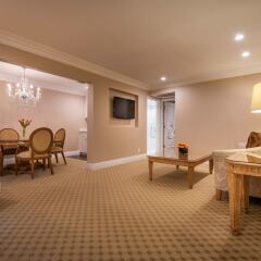 Beverly Hills Plaza Hotel комната для гостей фото 3