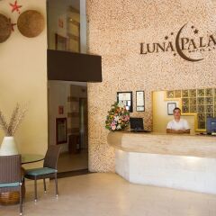 Luna Palace Hotel and Suites интерьер отеля фото 2