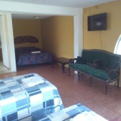 Hotel Paradise Inn in Panajachel, Guatemala from 127$, photos, reviews - zenhotels.com guestroom